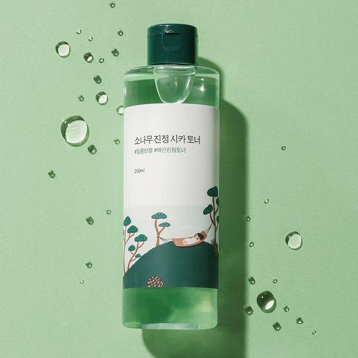 Round Lab – Beruhigender Cica-Toner mit Kiefernholz, 250 ml